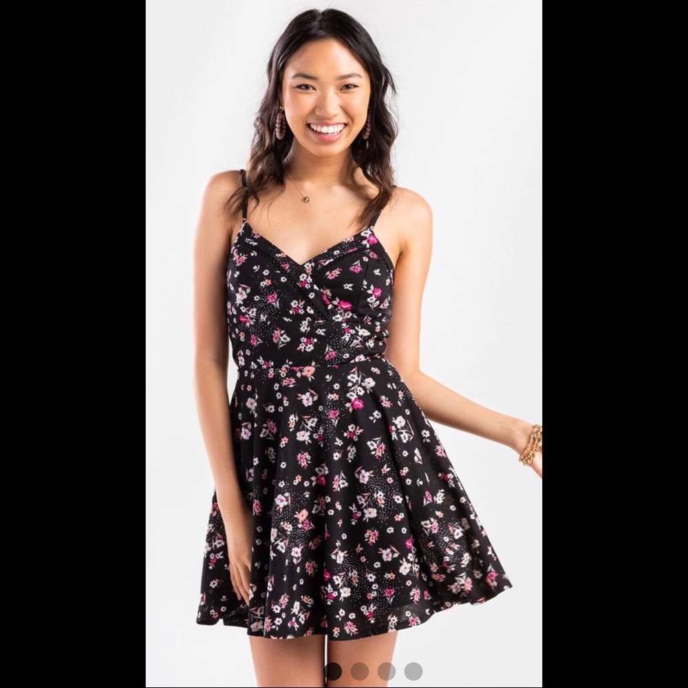 EFFEY FLORAL LADDER TRIM MINI DRESS